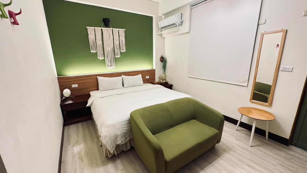 客梢 Cushare Apartment Tainan Luaran gambar