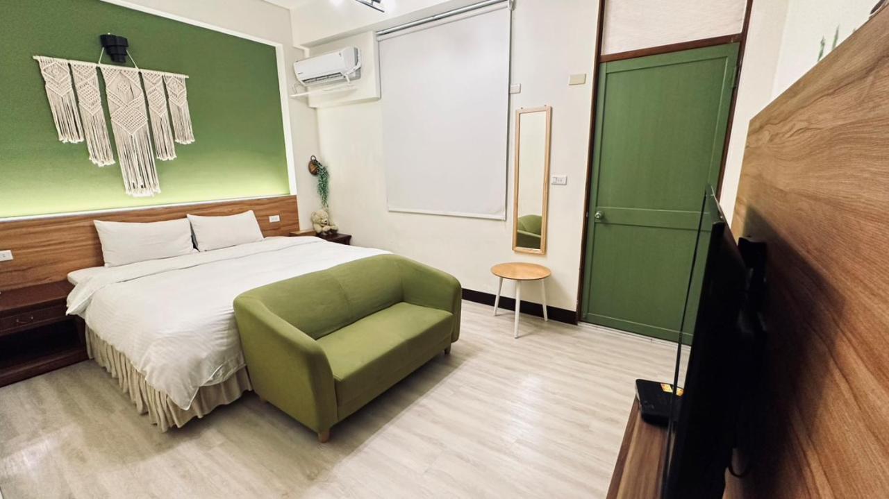 客梢 Cushare Apartment Tainan Luaran gambar